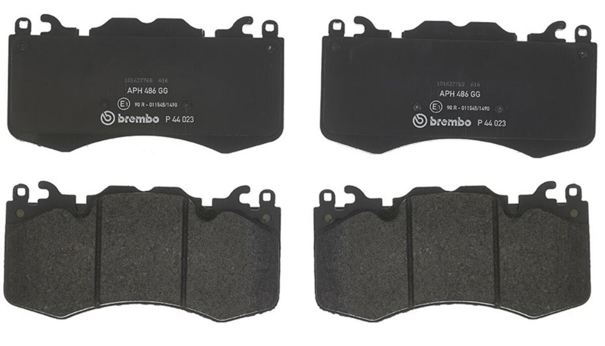 Land Rover Brakes Kit - Pads Front (Low-Metallic) LR064181 - Brembo P44023